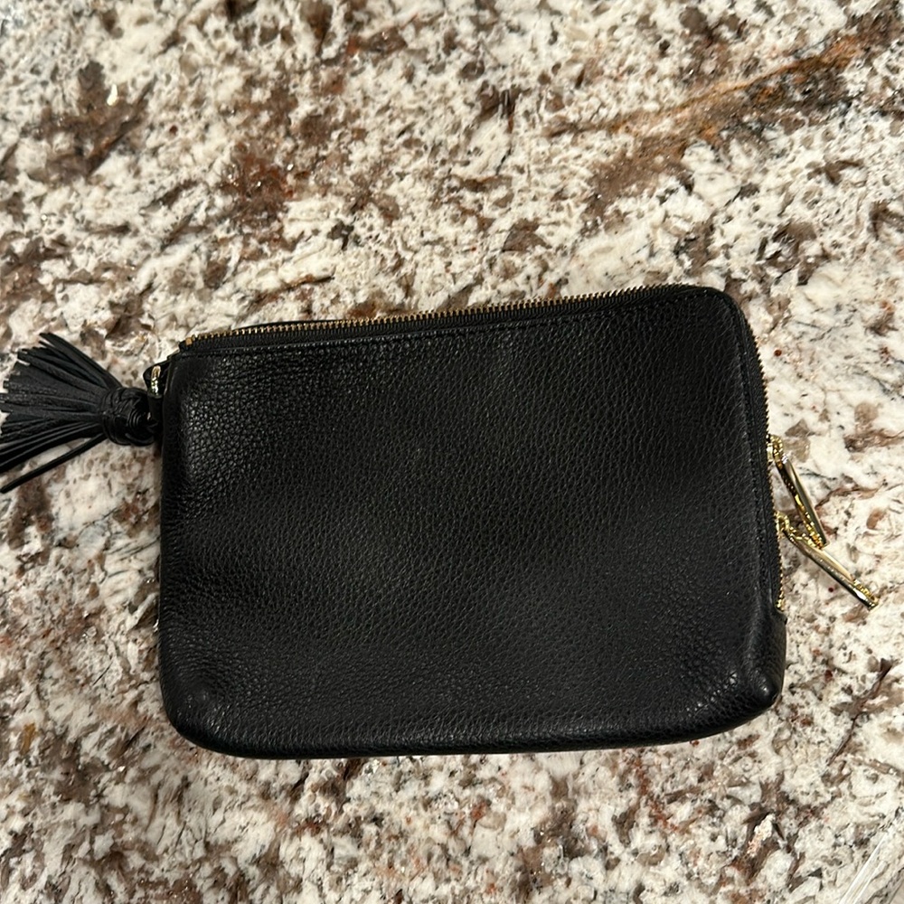 Black Pebble Double Zippered Talbots Leather Wristlet